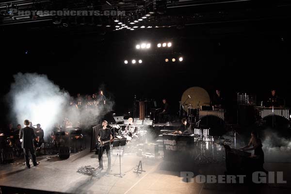 THESE NEW PURITANS - 2010-12-18 - PARIS - Centre Pompidou - Grande Salle - Jack Barnett - George Barnett - Sophie Sleigh-Johnson